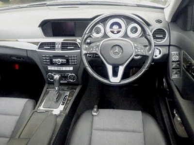 MERCEDES BENZ C CLASS