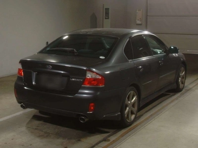 SUBARU LEGACY B4