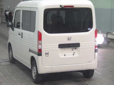 HONDA N-VAN