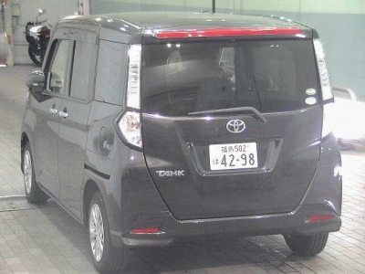TOYOTA TANK