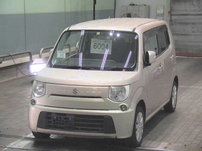 SUZUKI MRWAGON