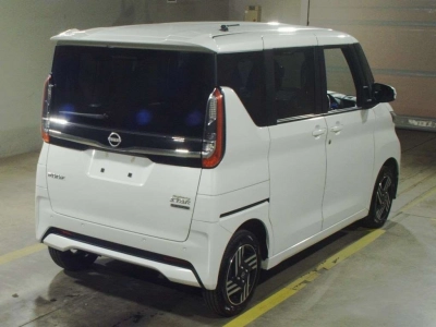NISSAN ROOX