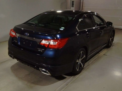 SUBARU LEGACY B4