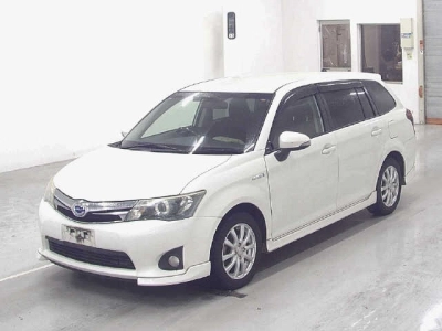 TOYOTA COROLLA FIELDER