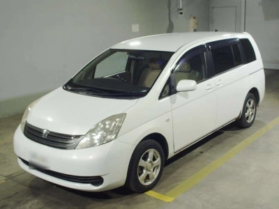 TOYOTA ISIS