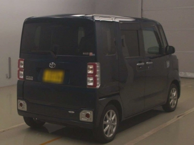 TOYOTA PIXIS MEGA