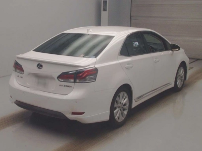 LEXUS HS
