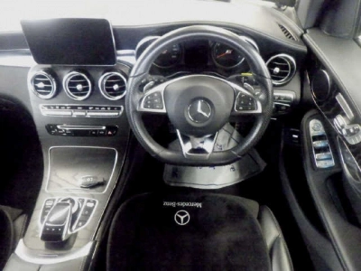 MERCEDES BENZ GLC