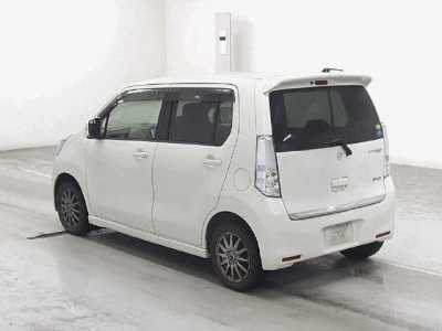 SUZUKI WAGON R STINGRAY