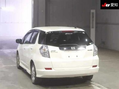 HONDA FIT SHUTTLE