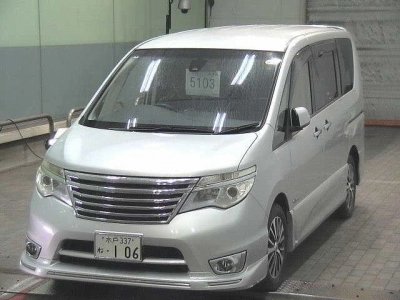 NISSAN SERENA