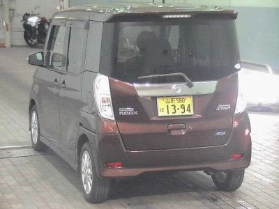 NISSAN DAYZ ROOX