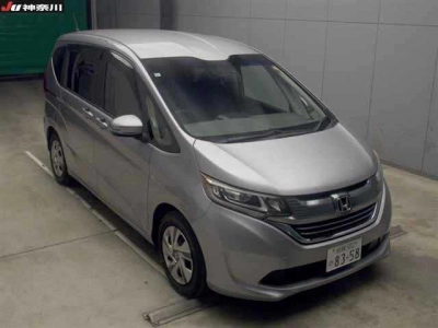 HONDA FREED HYBRID