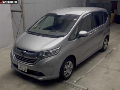 HONDA FREED HYBRID