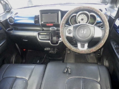 HONDA N BOX +
