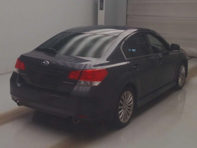 SUBARU LEGACY B4