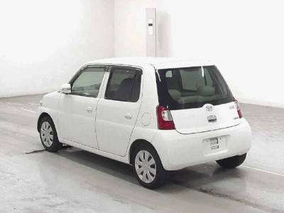 DAIHATSU ESSE