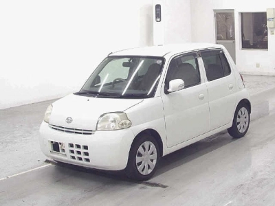 DAIHATSU ESSE
