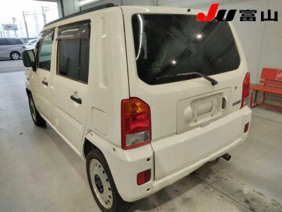 DAIHATSU NAKED