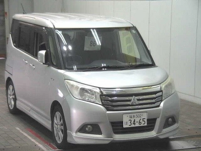 MITSUBISHI DELICA D:2