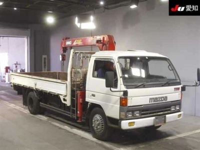 MAZDA TITAN