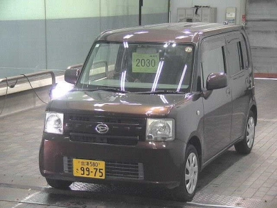 DAIHATSU MOVE CONTE