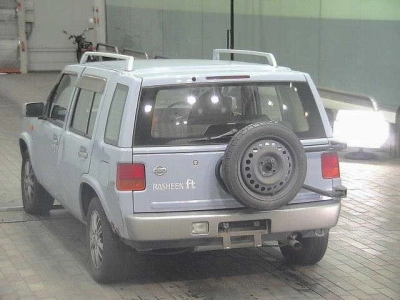 NISSAN RASHEEN