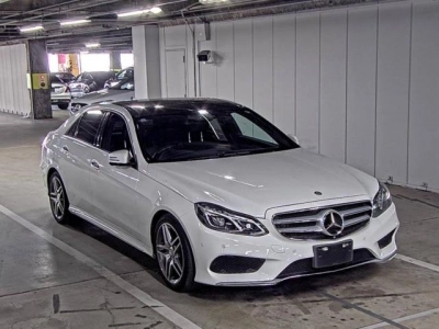 MERCEDES BENZ E CLASS