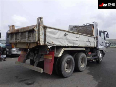 MITSUBISHI FUSO SUPER GREAT