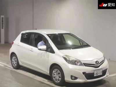 TOYOTA VITZ