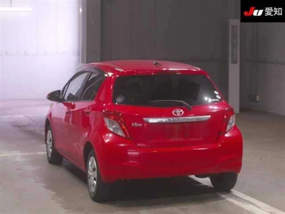 TOYOTA VITZ