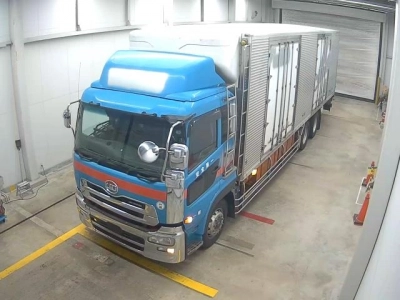 NISSAN UD