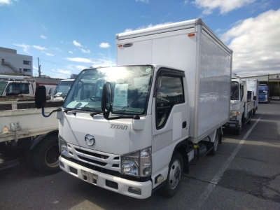 MAZDA TITAN