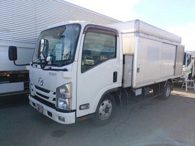 MAZDA TITAN