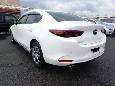 MAZDA MAZDA3