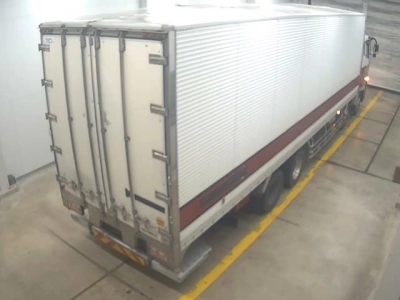 MITSUBISHI FUSO