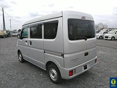 MITSUBISHI MINICAB