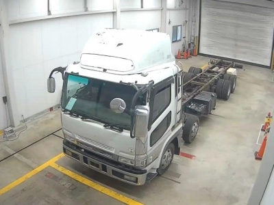 MITSUBISHI FUSO
