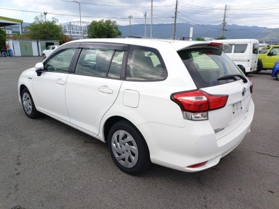 TOYOTA COROLLA FIELDER