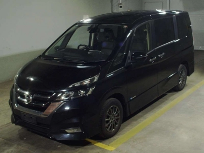NISSAN SERENA