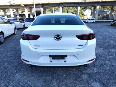 MAZDA MAZDA3