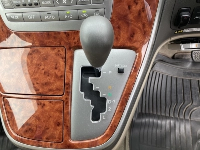 TOYOTA ALPHARD G