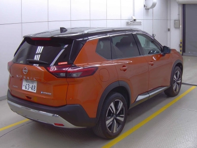 NISSAN X-TRAIL
