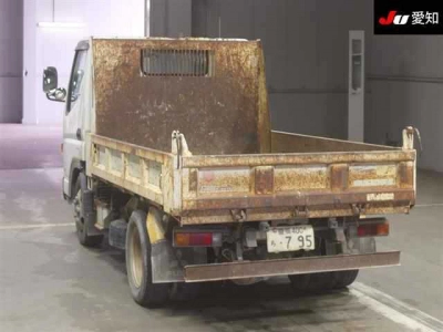 MITSUBISHI CANTER