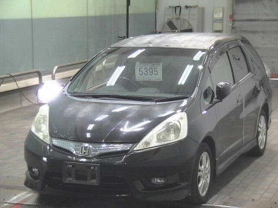 HONDA FIT SHUTTLE