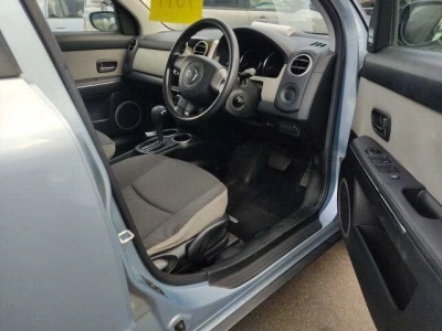 MAZDA VERISA