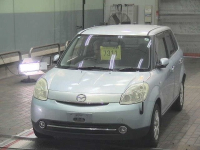MAZDA VERISA