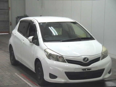 TOYOTA VITZ