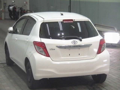 TOYOTA VITZ
