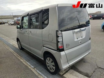 HONDA N BOX +